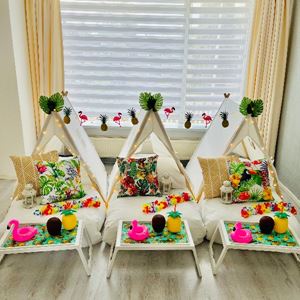 Ga lekker liggen Grace Wereldvenster Kinderfeestje? Boek nu 1 van onze Luxe Tipi Party Slaapfeestjes. Ga lekker liggen Grace Wereldvenster Kinderfeestje? Boek nu 1 van onze Luxe Tipi Party Slaapfeestjes.